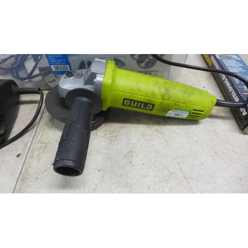 2057 - A quantity of power tools and other items including a Ferrex 20V cordless power drill with battery, ... 