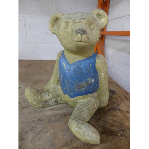 2230 - Four concrete garden figures of bears - teddy bears picnic