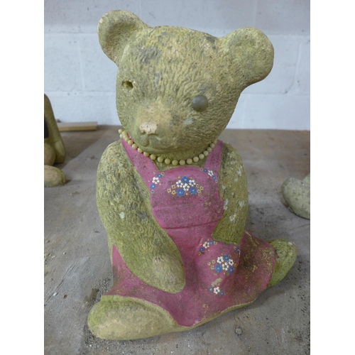 2230 - Four concrete garden figures of bears - teddy bears picnic