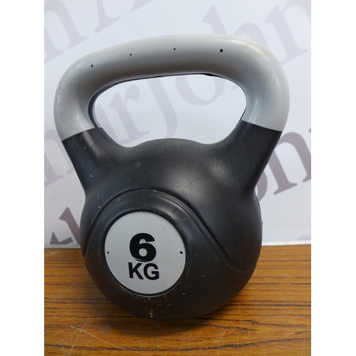 2275 - Three kettle bell weights including two 8kg and a 6kg and a set of 10kg Domyos Dumbbell weights