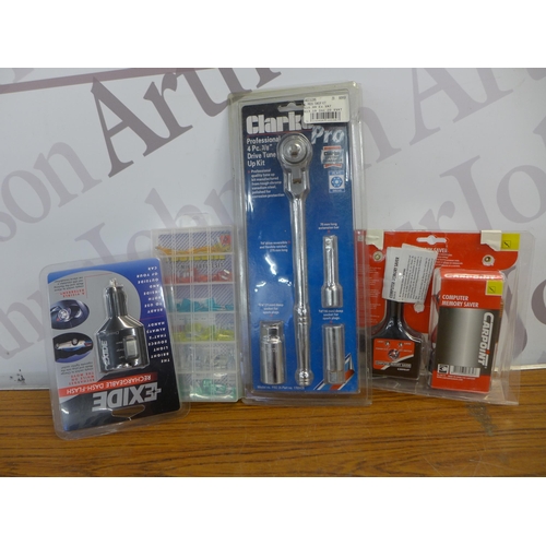 2280 - A large quantity of car accessories including two sets of jump leads, a wheel sockets set, computer ... 