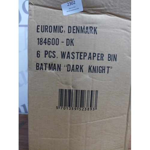 2302 - 18 Batman waste bins