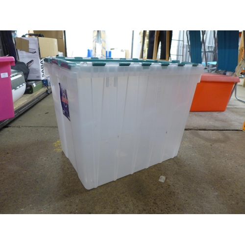 2321 - 13 stackable plastic boxes (no lids) and 6 plastic boxes with lids