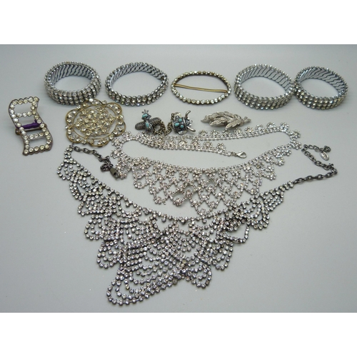 1007 - A collection of diamante jewellery