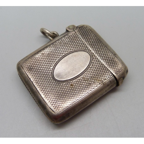 1024 - A Victorian silver vesta case, Birmingham 1895