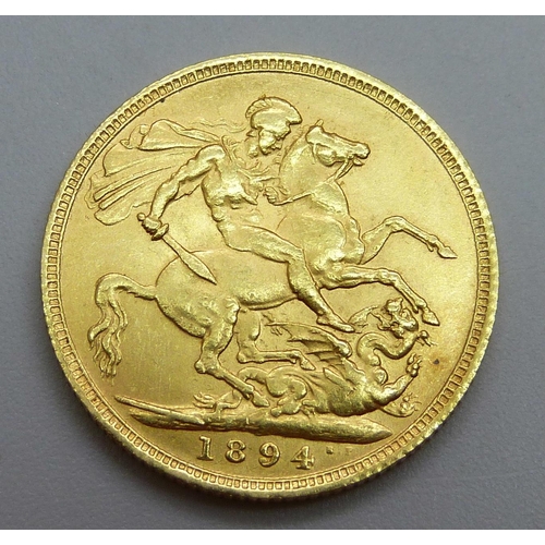 1058 - A Victorian 1894 gold full sovereign