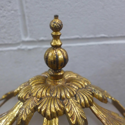 1081 - An Edwardian entrance light fitting **PLEASE NOTE THIS LOT IS NOT ELIGIBLE FOR IN-HOUSE POSTING AND ... 