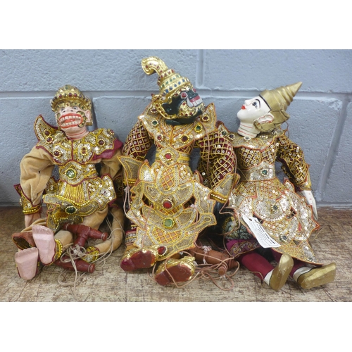 1086 - Three Myanmar traditional Marionettes **PLEASE NOTE THIS LOT IS NOT ELIGIBLE FOR IN-HOUSE POSTING AN... 