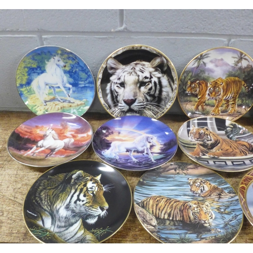 1092 - Eleven collectors plates, tigers and unicorns, including Royal Doulton and Franklin Mint **PLEASE NO... 