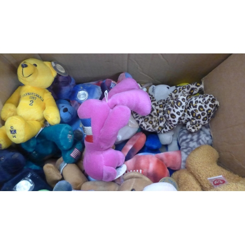 1132 - A collection of Ty Beanie Babies and US State quarter dollar series **PLEASE NOTE THIS LOT IS NOT EL... 