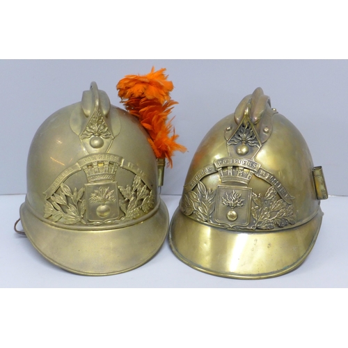 603 - Two French Sapeurs Pompiers de Fosseuse firemans helmets, one with plume