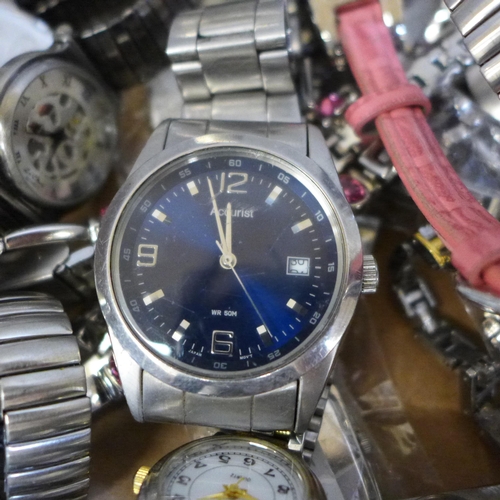 662 - A collection of lady's wristwatches