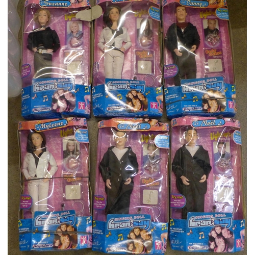 723 - Hear'say dolls/figures, modern Action Man dolls, Micro Machines, die-cast model vehicles, etc.