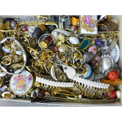 731 - Two boxes of costume jewellery