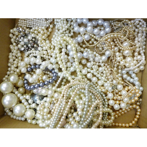 738 - Collection of faux pearl necklets and bracelets