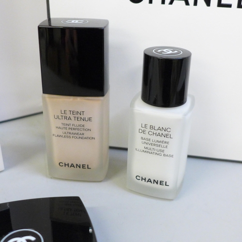 744 - Chanel make up including Ultrawear foundation, 30 beige, fluid foundation, 30 shell, illuminating ba... 