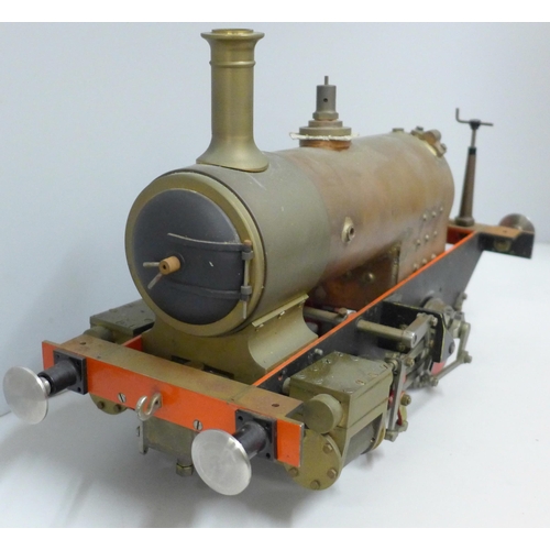 781 - A live steam scratch built model locomotive engine