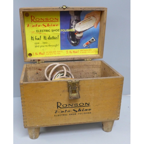 783 - A Ronson Roto-Shine electric shoe polisher, boxed