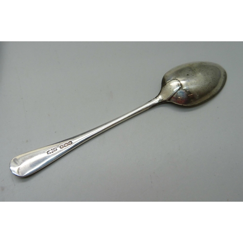 889 - A cased set of six silver spoons, 116g