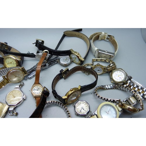 892 - A collection of mixed wristwatches