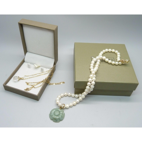 929 - A 9ct gold and crystal pendant and chain, (chain 2.1g) and a pearl necklace with jade pendant and 14... 