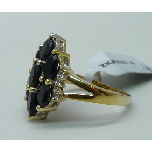 966 - A silver gilt black spinel and white topaz cluster ring, S