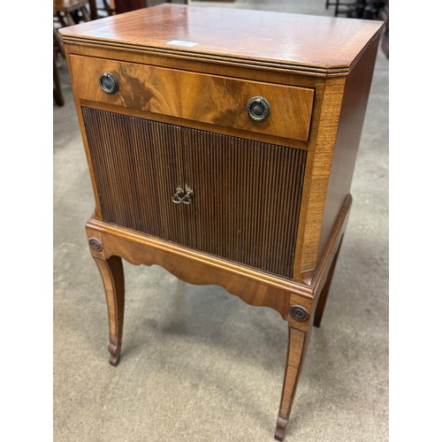 302 - A Regency style mahogany night stand