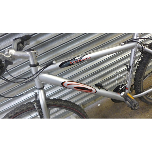 2166 - A Carrera Vulcan aluminium framed mountain bike  * Police repossession