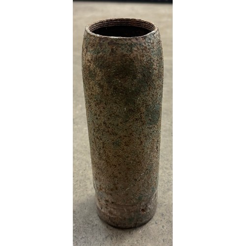 383 - A WWI artillery shell