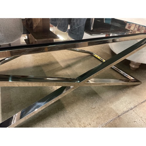 1439 - Chrome and black glass coffee table