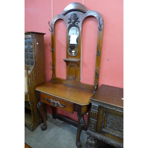 159 - A Victorian carved mahogany hallstand