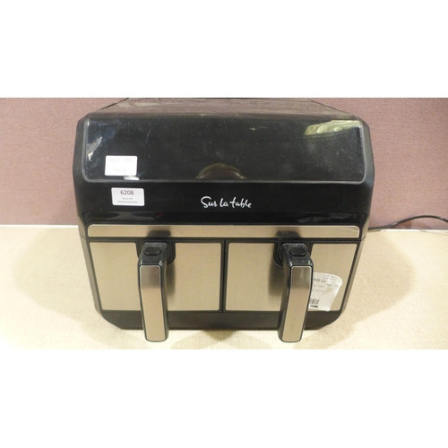 6208 - Sur La Table Double Air Fryer (323-169/908) *This lot is subject to VAT