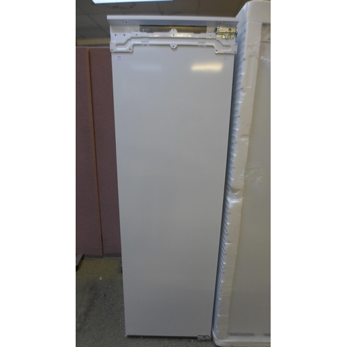 4001 - AEG Integrated Tower Fridge - model no - SKE818E1DC (552-141) *This lot is subject to VAT