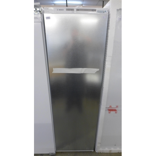 4007 - Bosch Built In Tower Fridge - model no - KIR81VSF0G (552-195) *This lot is subject to VAT