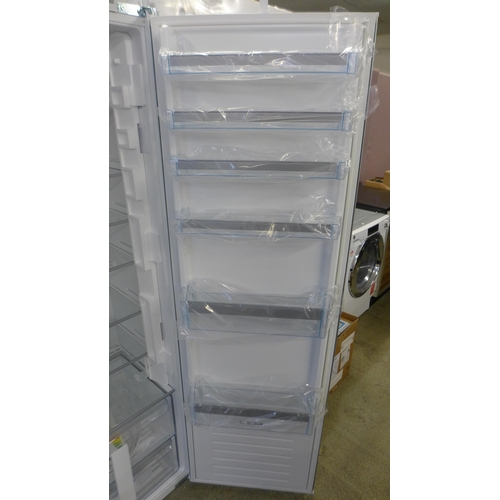 4007 - Bosch Built In Tower Fridge - model no - KIR81VSF0G (552-195) *This lot is subject to VAT