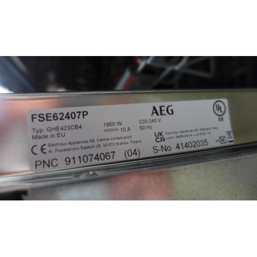 4015 - AEG Fully Integrated Slimline Dishwasher - model no - FSE62407P (552-206) *This lot is subject to VA... 