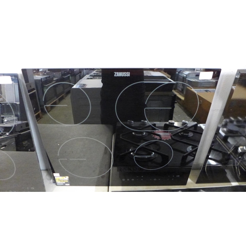 4032 - Zanussi Ceramic OvalZone 4 Zone Hob -  model no - ZHRN673K (552-56) *This lot is subject to VAT