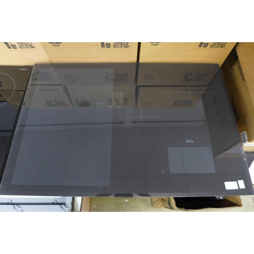 4053 - AEG Induction 4 Zone Hob -   model no - HKH81700FB (552-2) *This lot is subject to VAT