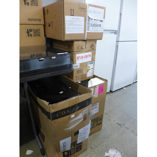 4055 - Four various cooker hoods to include: CDA and Bosch (552-65, 74, 214, 215) *This lot is subject to V... 