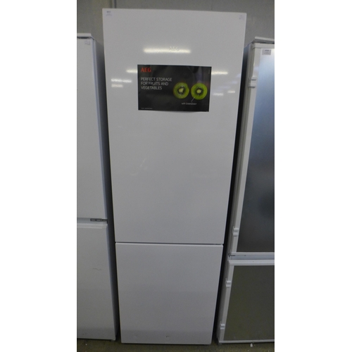 4057 - AEG Freestanding 60/40 Fridge Freezer (Frost Free) - Model: ORC7P321DW  (552-23) *This lot is subjec... 