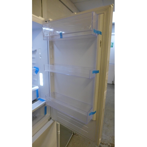 4057 - AEG Freestanding 60/40 Fridge Freezer (Frost Free) - Model: ORC7P321DW  (552-23) *This lot is subjec... 