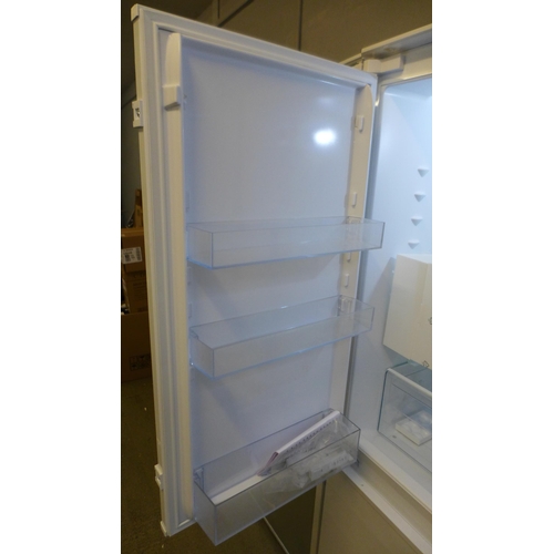 4059 - AEG Integrated 70/30 Fridge Freezer (Frost Free) - Model: OSC6N181ES (552-117) *This lot is subject ... 