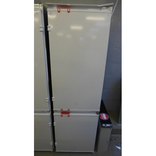 4060 - AEG Integrated 70/30 Fridge Freezer (Frost Free) - Model: OSC6N181ES (552-77) *This lot is subject t... 