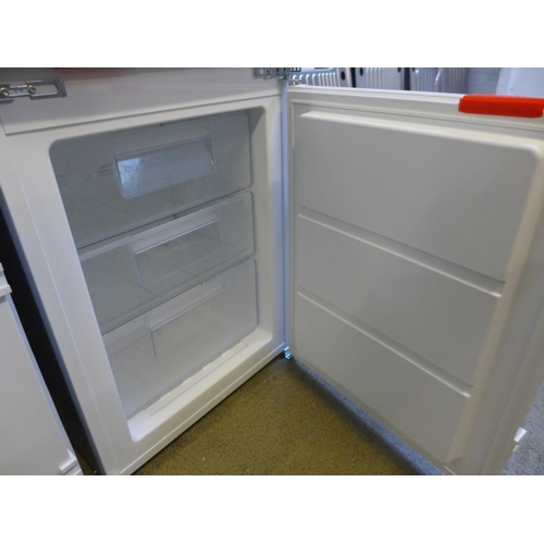 4060 - AEG Integrated 70/30 Fridge Freezer (Frost Free) - Model: OSC6N181ES (552-77) *This lot is subject t... 