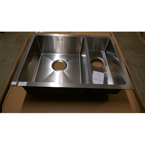 4079 - Brushed Steel 1.5 Bowl Sink (552-110) *This lot is subject to VAT