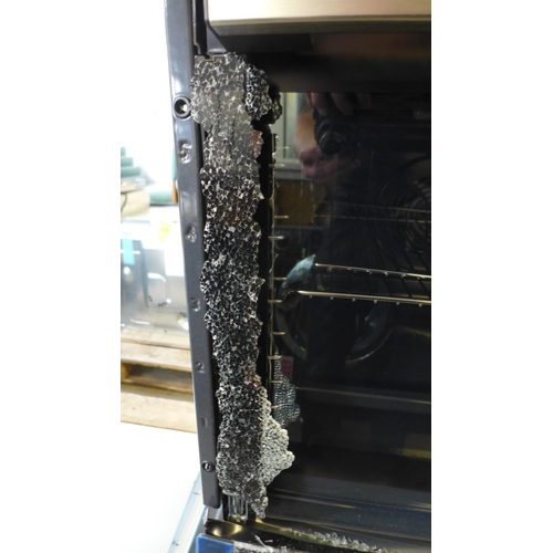 4113 - Neff N50 Pyrolytic Single Oven and a Zanussi Single Oven (Both Broken) (552-92) *This lot is subject... 