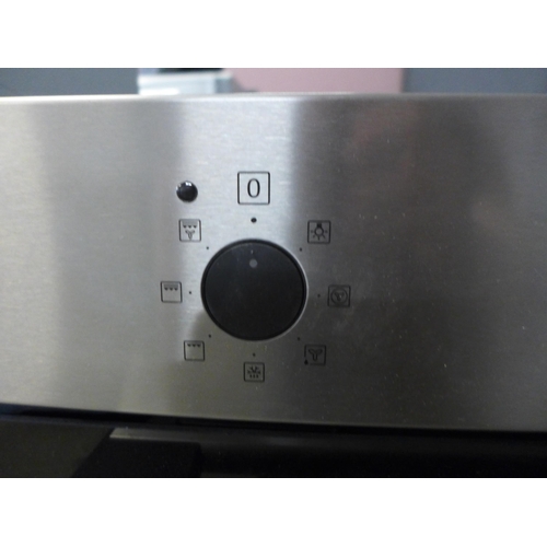 4123 - Zanussi Single Multifunction Oven - model no - ZOHNX3X1 (552-120) *This lot is subject to VAT