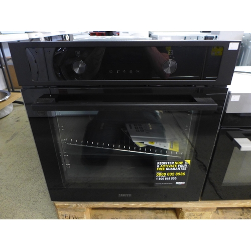 4126 - Zanussi Single Multifunction Oven with Plus Steam -  (552-55) *This lot is subject to VAT