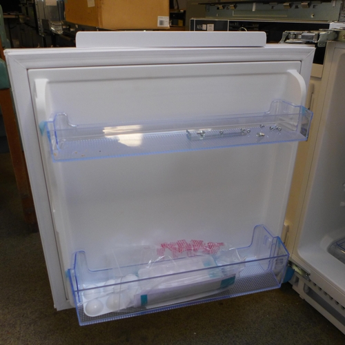 4142 - Matrix Integrated Under Counter Fridge with Ice Box - model no - MFU251 (552-222) *This lot is subje... 