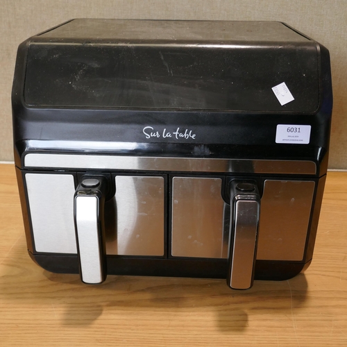 6031 - Sur La Table Double Air Fryer (326A - 65) *This lot is subject to VAT